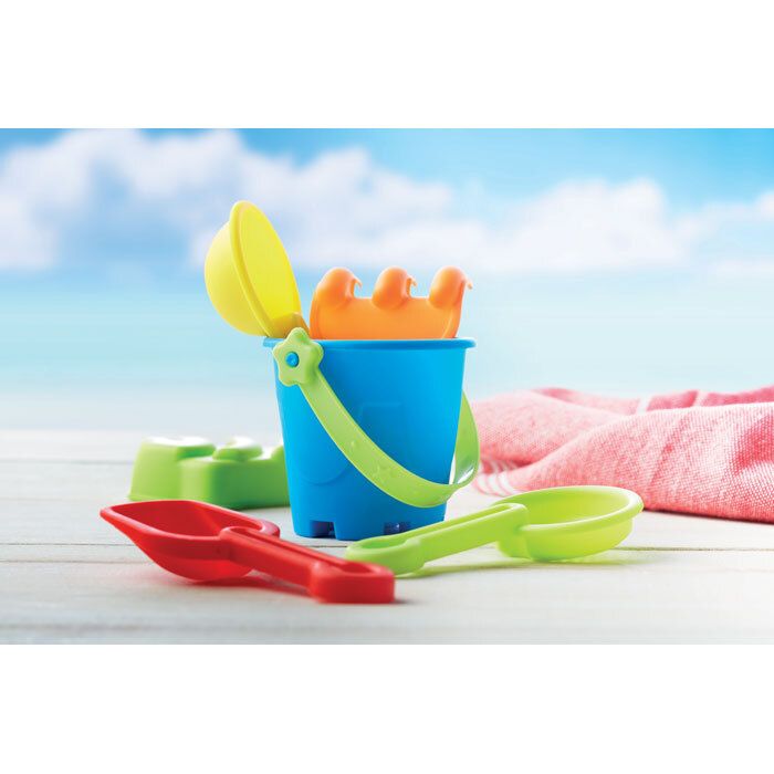 GiftRetail MO9301 - PLAYA Cubo de playa con 6 juguetes