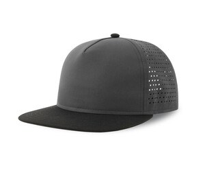 ATLANTIS HEADWEAR AT247 - Flat visor cap made of recycled polyester Gris oscuro / Negro