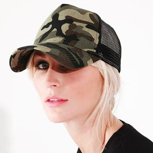 Beechfield BC694 - Gorra snapback trucker Camuflajeada